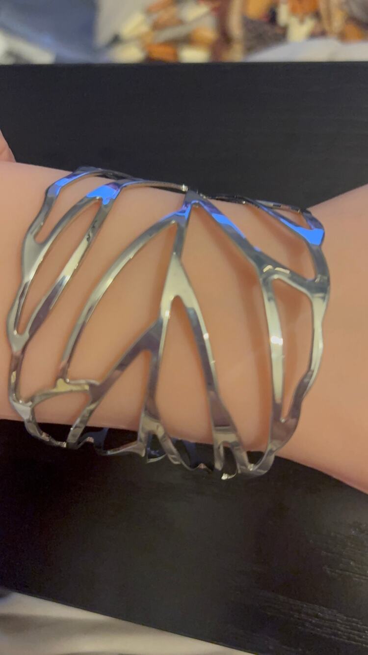 Lightweight new Silver Tone Openwork Cuff Bracelet